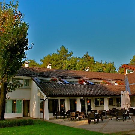 Golf Hotel La Pinetina Appiano Gentile Ngoại thất bức ảnh
