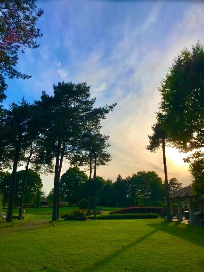 Golf Hotel La Pinetina Appiano Gentile Ngoại thất bức ảnh