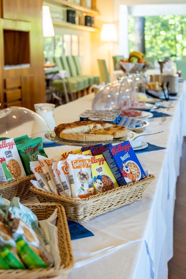 Golf Hotel La Pinetina Appiano Gentile Ngoại thất bức ảnh