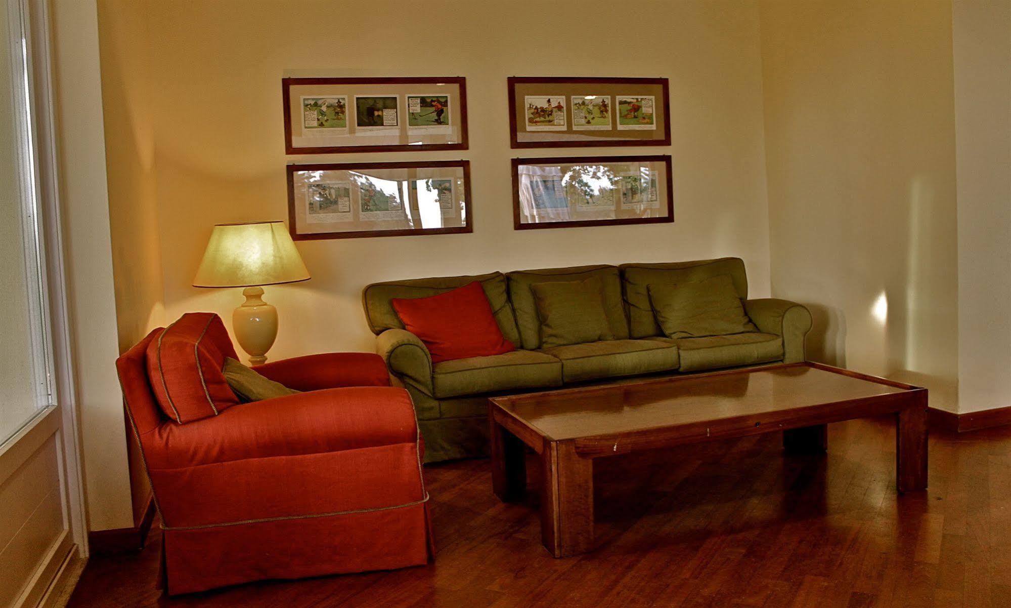 Golf Hotel La Pinetina Appiano Gentile Ngoại thất bức ảnh